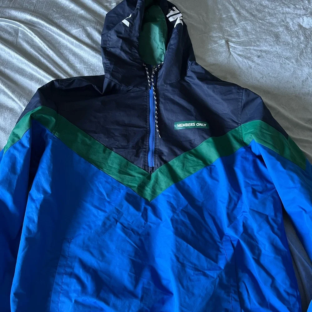 Worn only twice - Picture 2 of 4